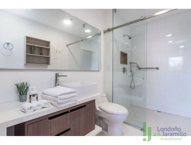 Apartamento de 1 alcoba en venta en Llano Grande, Rionegro, 58 m² · foto 5 de 6