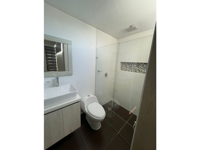Apartamento de 3 alcobas en venta en Las Lomitas, Sabaneta, 100 m² · foto 5 de 14