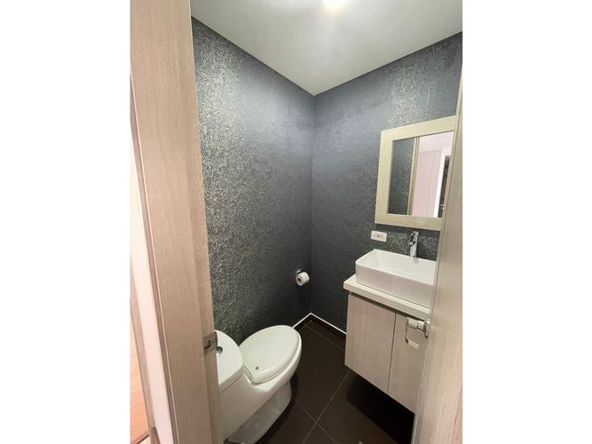 Apartamento de 3 alcobas en venta en Las Lomitas, Sabaneta, 100 m² · foto 10 de 14