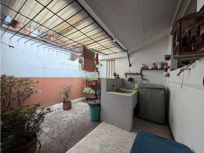 Casa en venta en La Magnolia, Envigado · foto 14 de 17