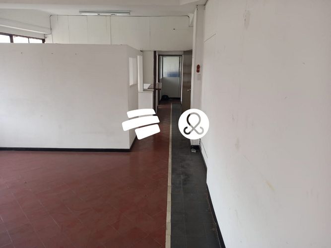 Oficina en venta en La Candelaria, Medellín, 98 m² · foto 2 de 7