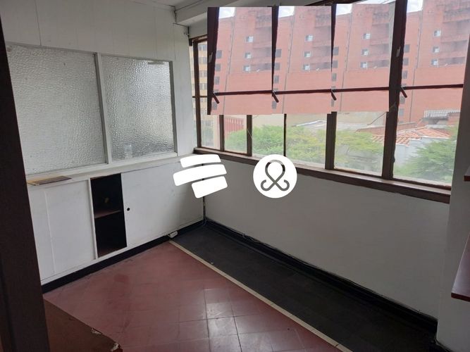 Oficina en venta en La Candelaria, Medellín, 98 m² · foto 5 de 7