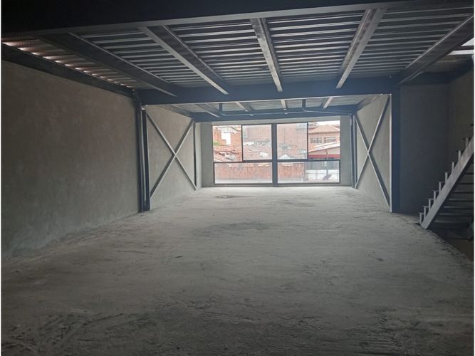 Bodega en arriendo en La Milagrosa, Medellín, 160 m² · foto 5 de 6