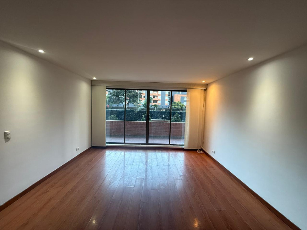 Apartamento en venta en Colina Campestre, Bogotá · foto 2 de 20