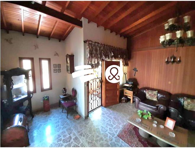 Casa de 5 alcobas en venta en Simon Bolivar, Medellín, 337 m² · foto 5 de 24
