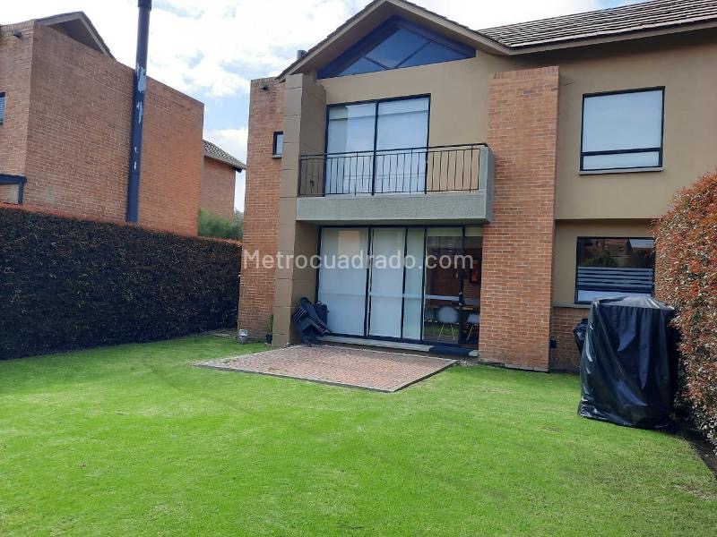 House for rent in Hacienda Fontanar, Chía