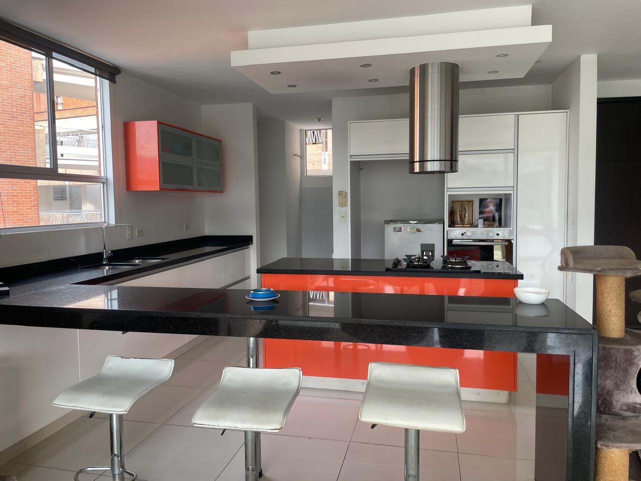 Apartamento en venta en Santa Teresita, Cali · foto 4 de 19