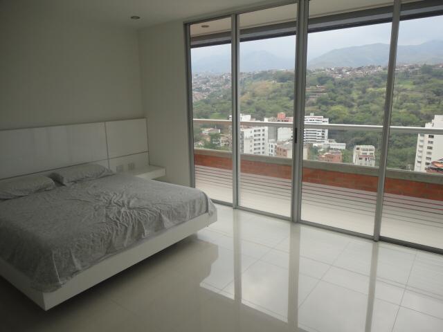 Apartamento en venta en Santa Teresita, Cali · foto 17 de 19
