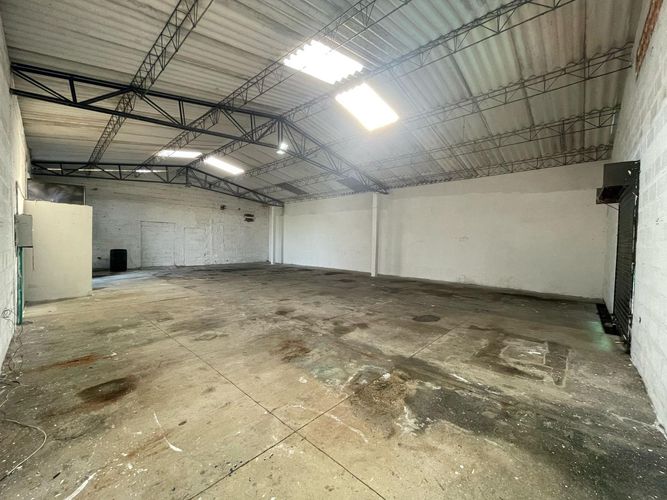 Bodega en arriendo en Guarne, 192 m² · foto 6 de 11