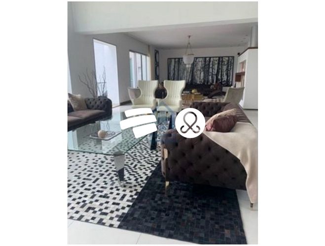 Casa de 4 alcobas en venta en El Poblado, Medellín · foto 10 de 10