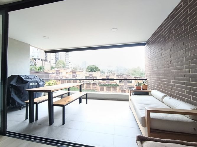 Apartamento de 3 alcobas en venta en Cumbres, Envigado, 128 m² · foto 2 de 24