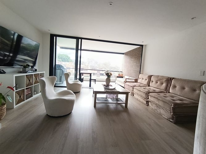 Apartamento de 3 alcobas en venta en Cumbres, Envigado, 128 m² · foto 12 de 24