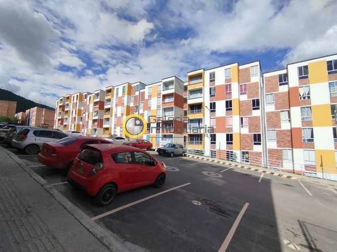 Apartamento de 3 alcobas en venta en Carrizal Campestre, Girón, 63 m² · foto 17 de 22
