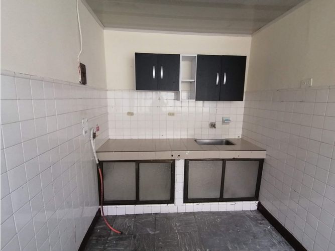 Casa de 7 alcobas en venta en Las Delicias, Cali, 240 m² · foto 6 de 15