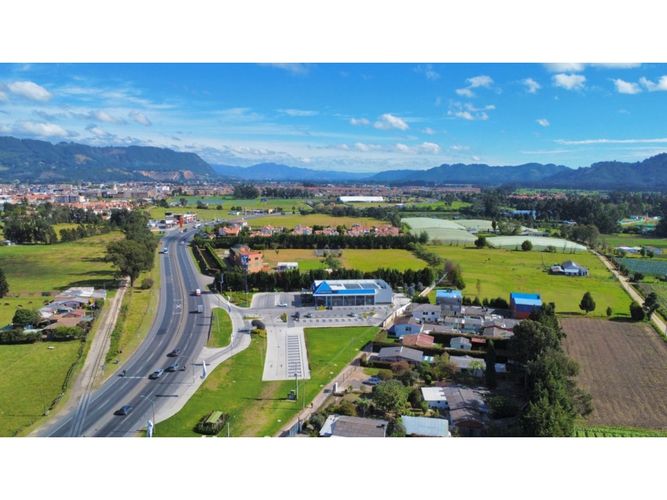 Lote en venta en Calahorra, Cajicá, 42578 m² · foto 3 de 4