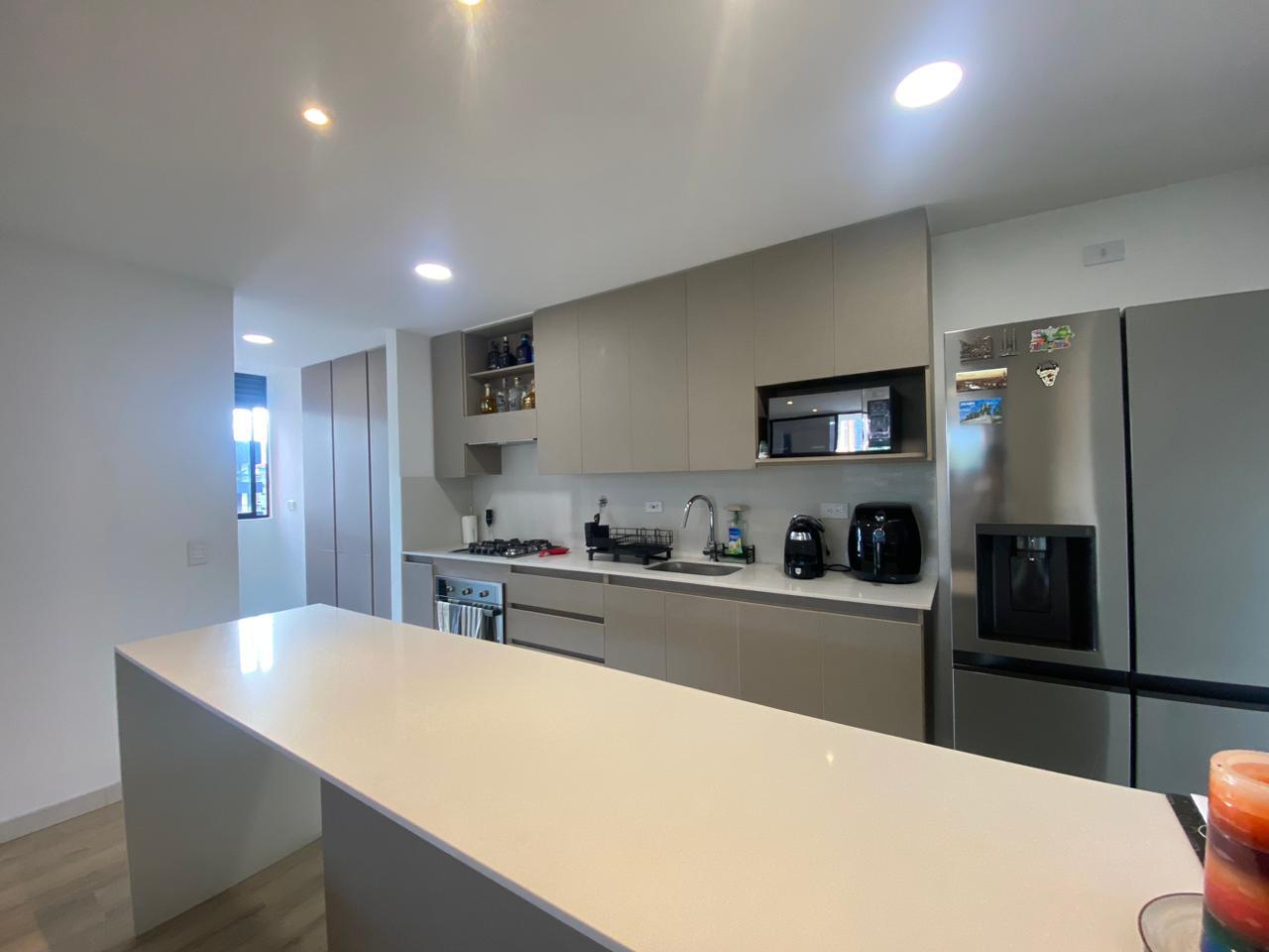 Apartamento en venta en Cumbres, Envigado · foto 13 de 24