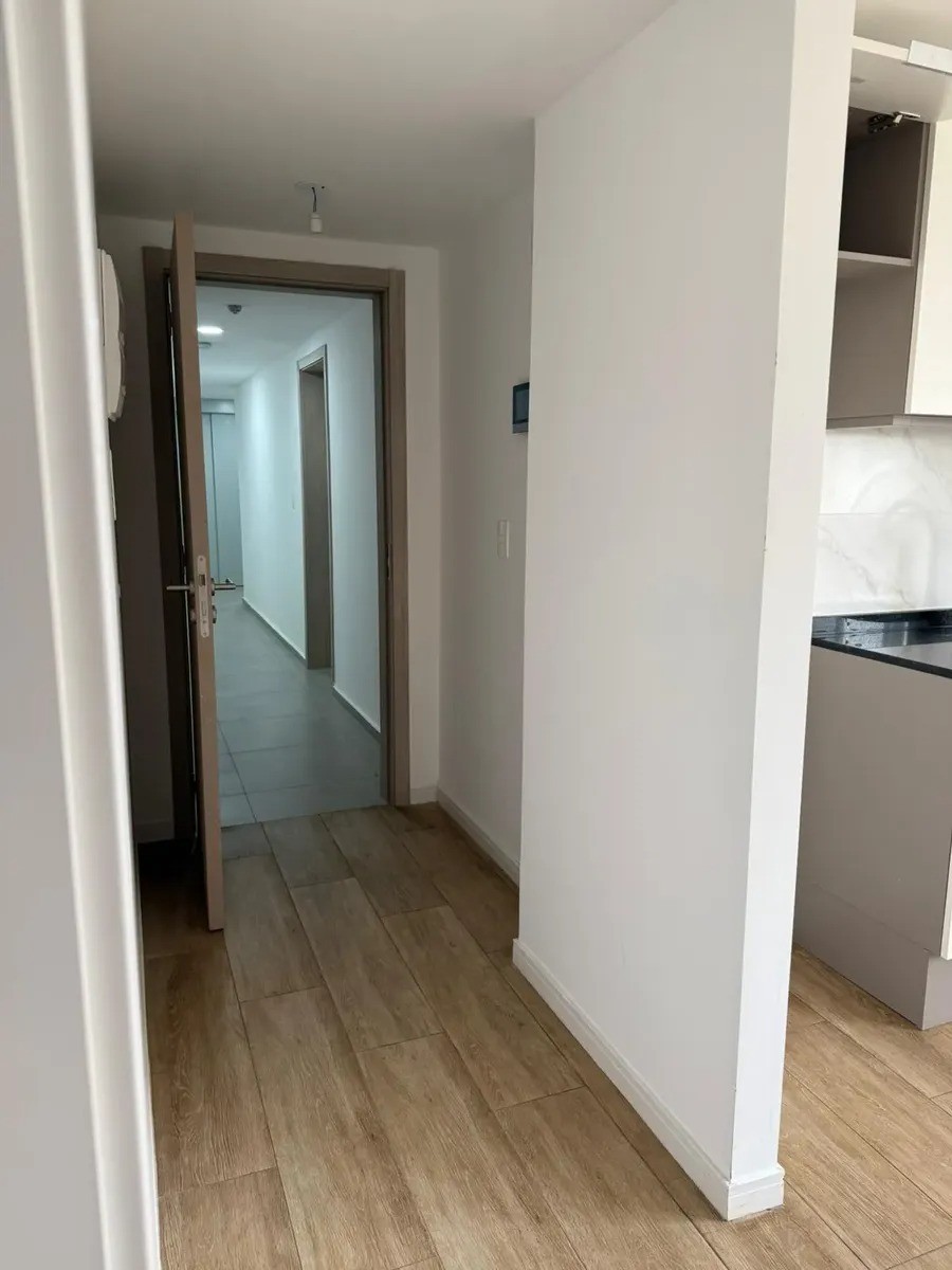 APARTAMENTO A ESTRENAR EN ALQUILER, 1 DORMITORIO CON PATIO, EN CORDÓN. · Foto 5