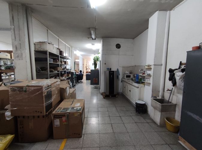 Bodega en venta en Granada, Medellín, 358 m² · foto 5 de 8