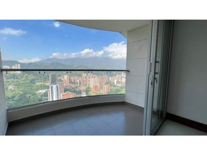 Apartamento de 3 alcobas en venta en Las Lomitas, Sabaneta, 100 m² · foto 4 de 11