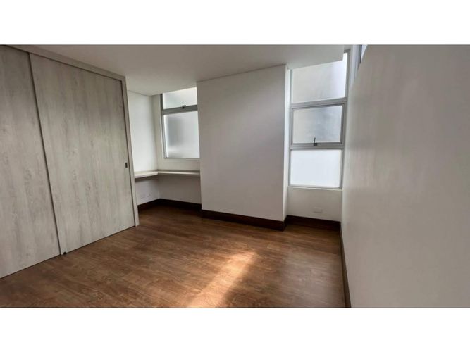 Apartamento de 3 alcobas en venta en Las Lomitas, Sabaneta, 100 m² · foto 8 de 11