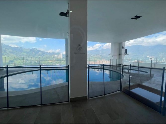 Apartamento de 3 alcobas en venta en Las Lomitas, Sabaneta, 100 m² · foto 10 de 11