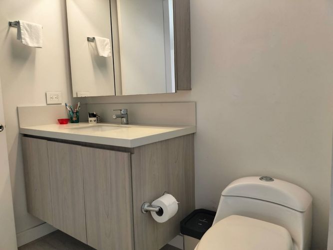 Apartamento de 4 alcobas en venta en El Poblado, Medellín, 234 m² · foto 17 de 19