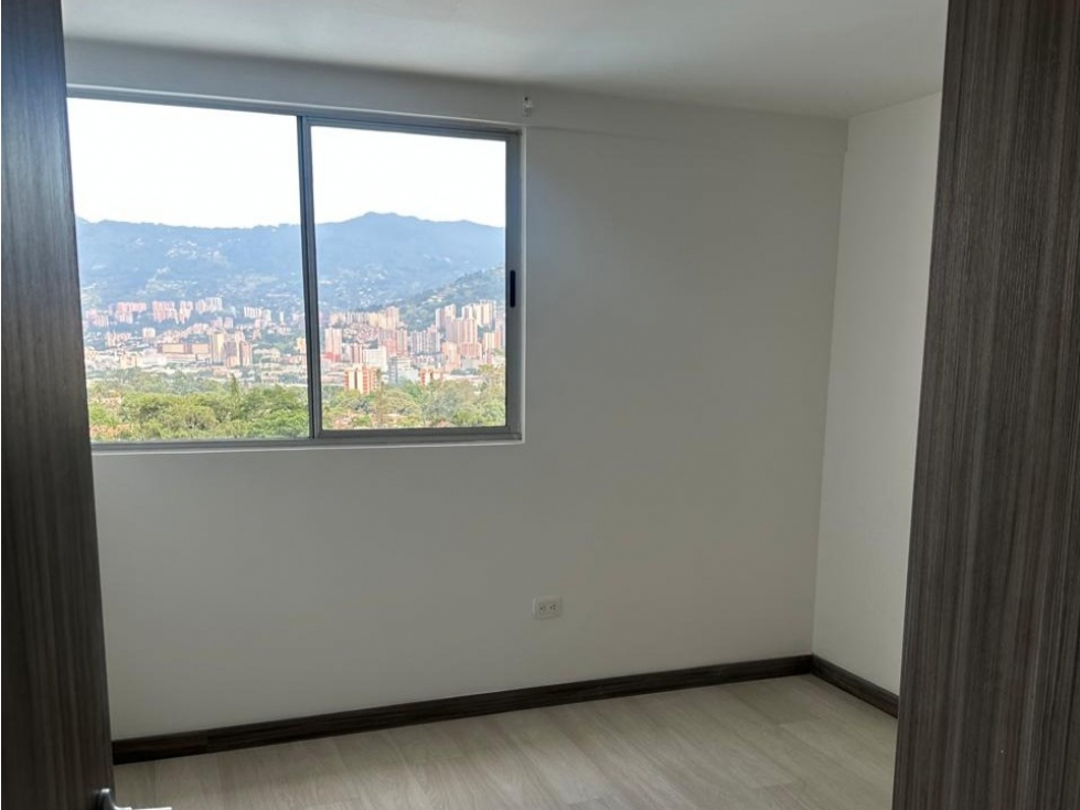 Apartamento en venta en Suramérica, Itagüí · foto 7 de 9