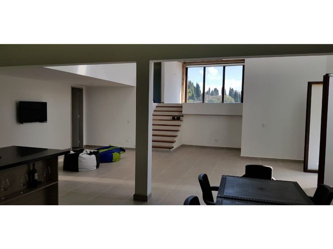 Finca en venta en Medellín, 230 m² · foto 4 de 20