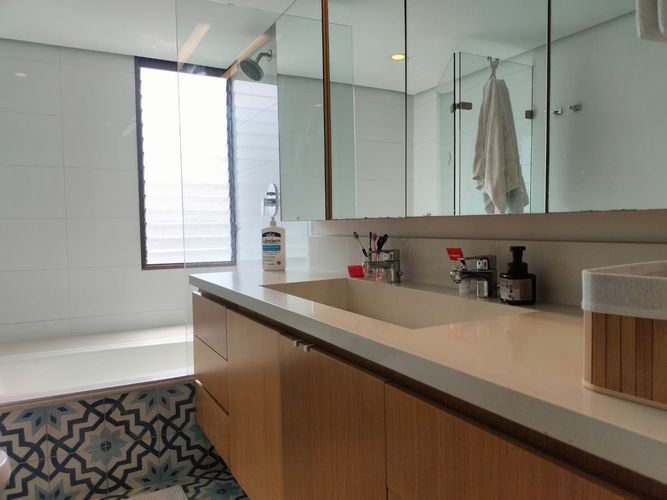 Apartamento de 4 alcobas en arriendo en El Poblado, Medellín, 218 m² · foto 18 de 20
