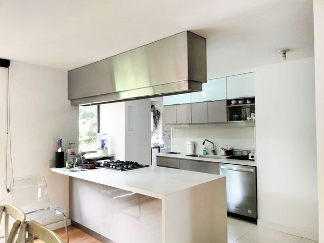 Apartamento de 4 alcobas en arriendo en El Poblado, Medellín, 218 m² · foto 7 de 20