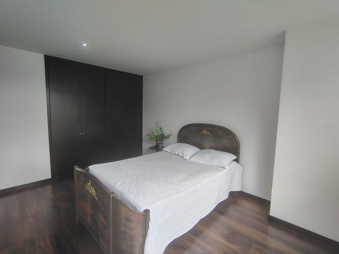 Apartamento de 2 alcobas en arriendo en Altos Del Poblado, Medellín, 145 m² · foto 12 de 18