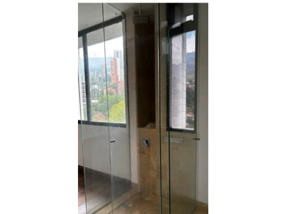 Apartaestudio for sale in San Lucas, Medellín 3