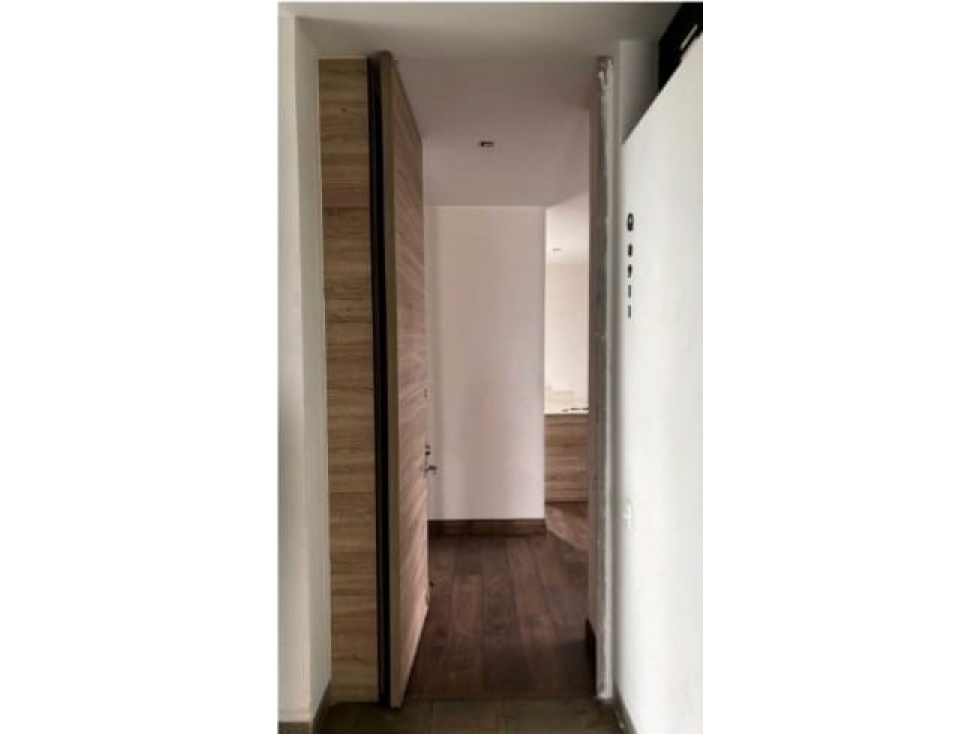 Apartaestudio for sale in San Lucas, Medellín 4