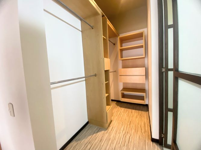 Apartaestudio en venta en Chicó Reservado, Bogotá, 75 m² · foto 8 de 22
