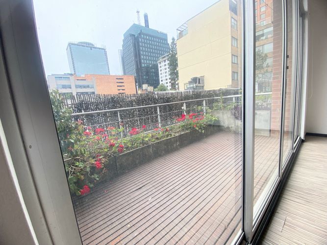 Apartaestudio en venta en Chicó Reservado, Bogotá, 75 m² · foto 16 de 22