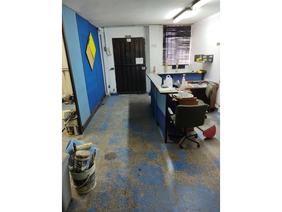 Warehouse for sale in Guayabal, Medellín 4