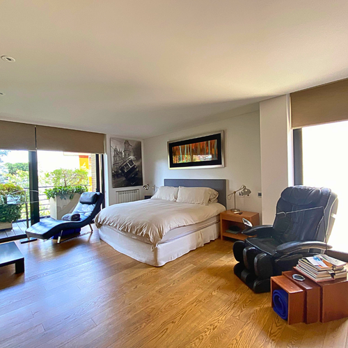 Apartamento de 2 alcobas en venta en Los Rosales, Bogotá, 212 m² · foto 14 de 23