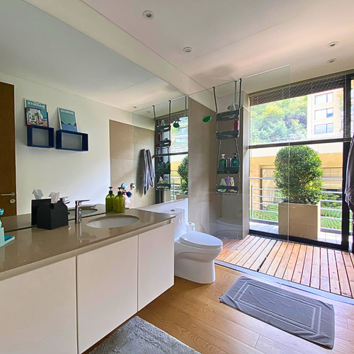 Apartamento de 2 alcobas en venta en Los Rosales, Bogotá, 212 m² · foto 22 de 23