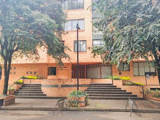 Apartment for rent in El Virrey, Bogotá