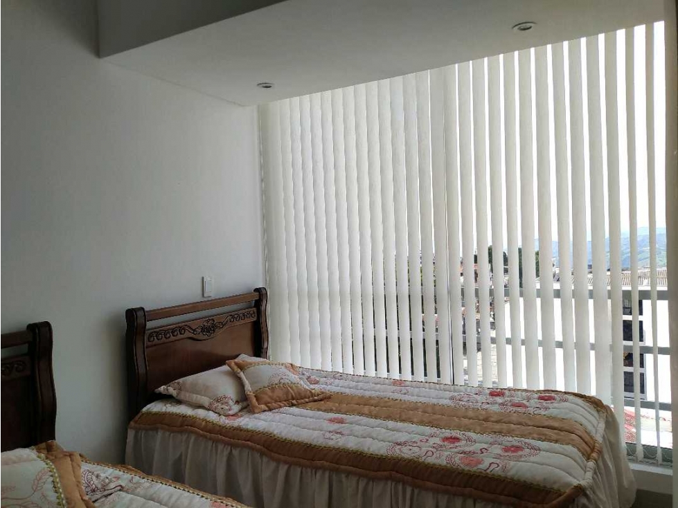 Apartamento en venta en Chipre, Manizales · foto 7 de 17