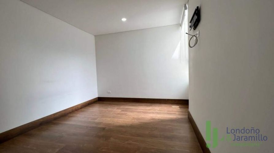 Apartamento de 3 alcobas en venta en Aves Maria, Sabaneta, 100 m² · foto 7 de 10
