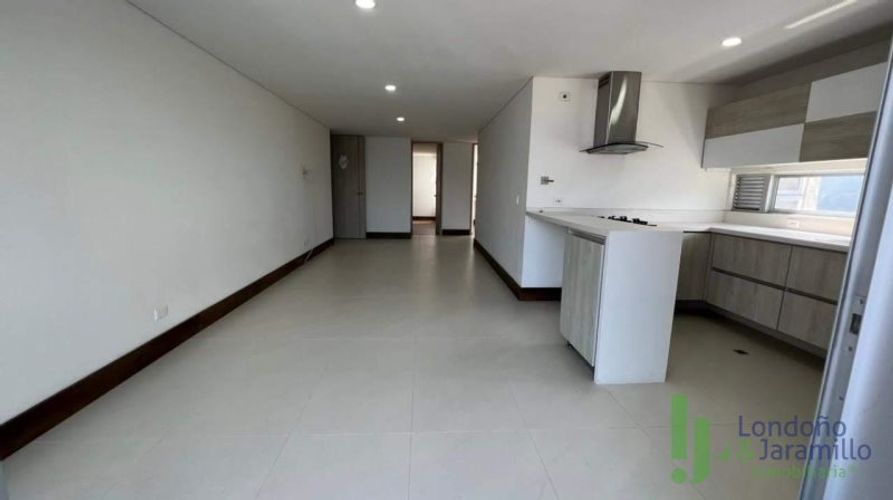 Apartamento de 3 alcobas en venta en Aves Maria, Sabaneta, 100 m² · foto 9 de 10