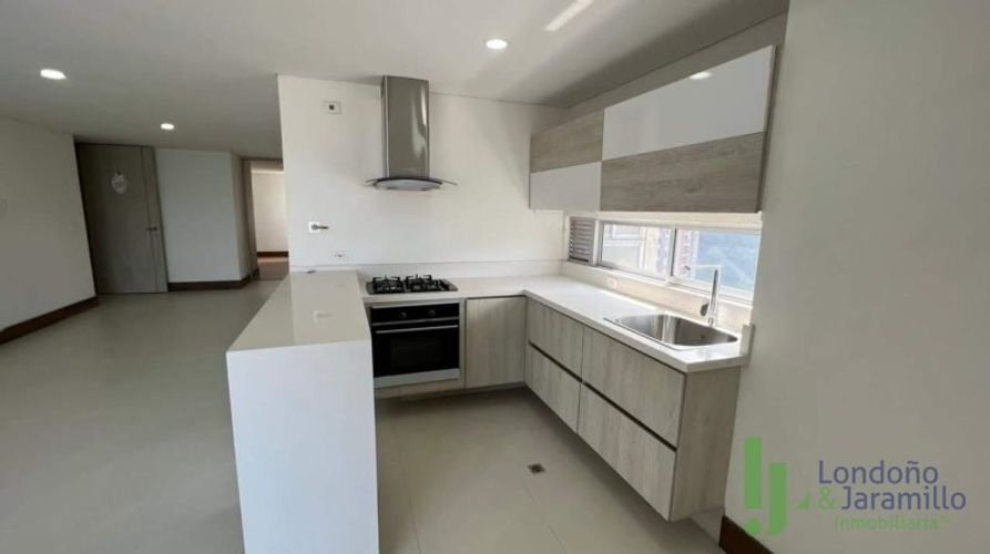 Apartamento de 3 alcobas en venta en Aves Maria, Sabaneta, 100 m² · foto 10 de 10