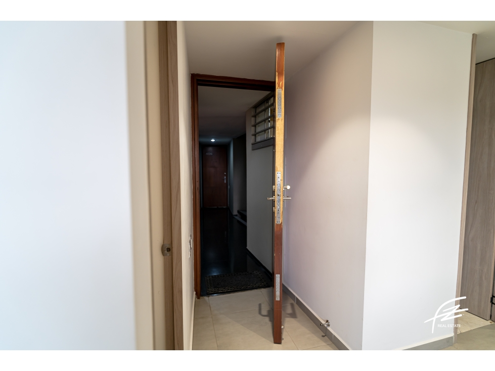 Apartamento en venta en El Poblado, Medellín 3