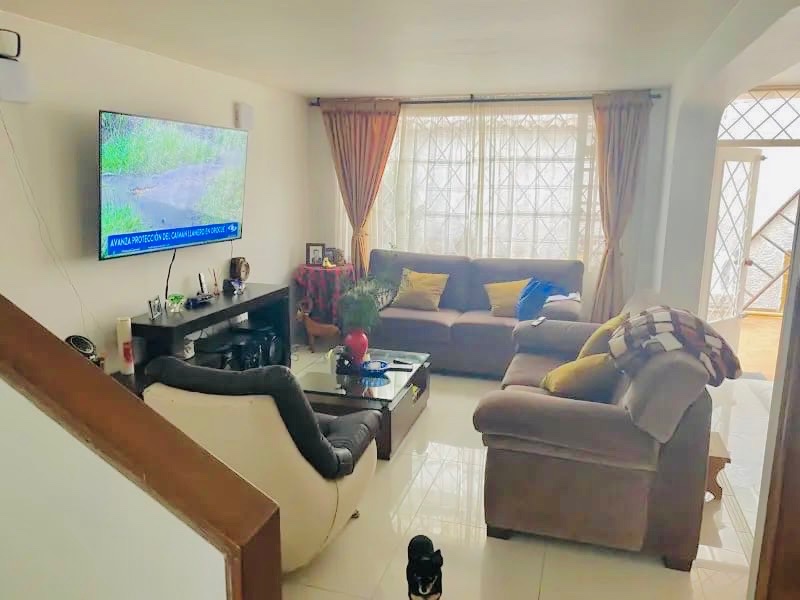 Casa en venta en Cedro Golf, Bogotá · foto 10 de 24