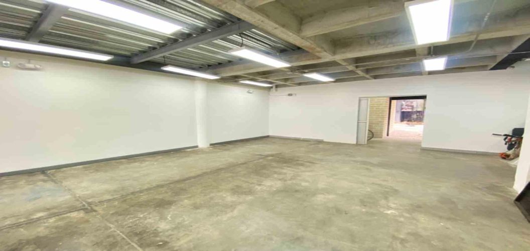 Bodega en arriendo en Llano Grande, Rionegro, 300 m² · foto 2 de 8