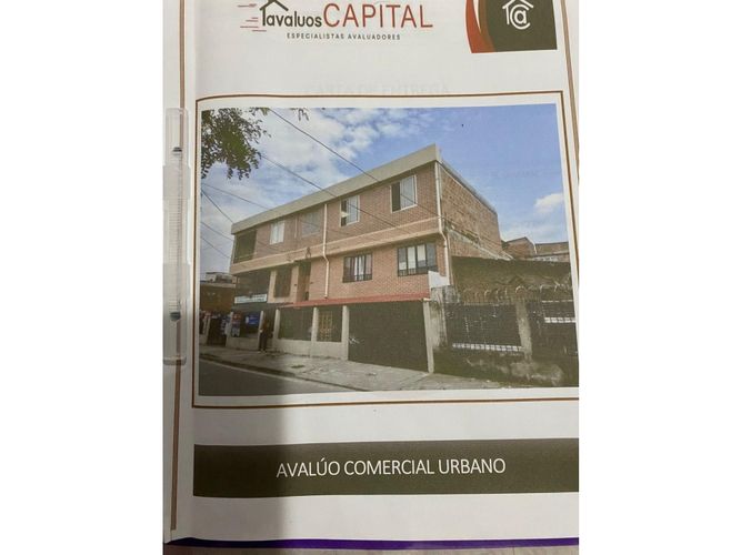 Casa de 9 alcobas en venta en El Diamante, Cali, 400 m² · foto 3 de 3