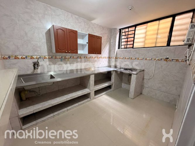 Local en arriendo en Enciso, Medellín, 120 m² · foto 3 de 12