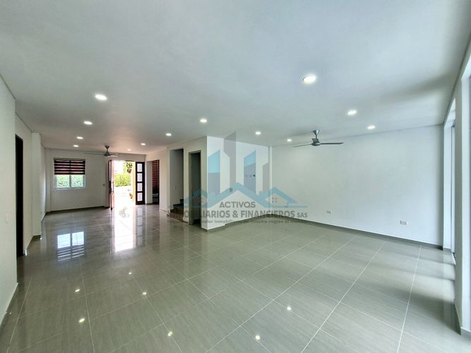 Casa de 4 alcobas en venta en Aqualina Orange, Girardot, 239 m² · foto 5 de 24