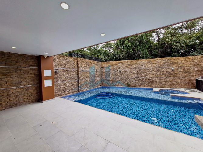 Casa de 4 alcobas en venta en Aqualina Orange, Girardot, 239 m² · foto 20 de 24